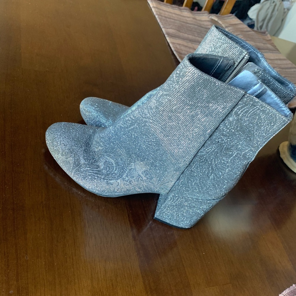Carlos by Carlos Santana Embroidered Boots